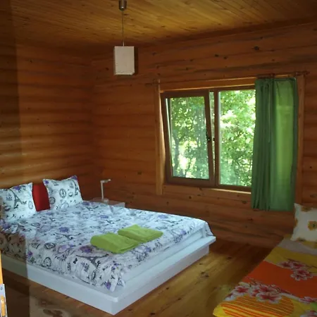 Lakeside Cottage, Kardjali Lake * Kŭrdzhali