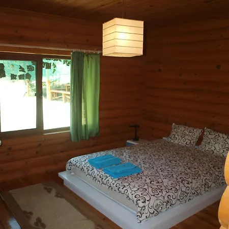 Ubytování v soukromí Lakeside Cottage, Kardjali Lake